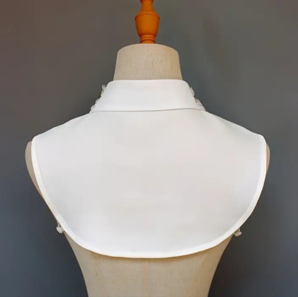 Embellished Detachable White Collar with Pastel Bead Flowers - Picture 4 of 4